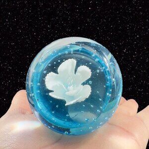 Vintage Art Glass Paperweight Blue Faceted Glass Figurine W White Flower Bubbles